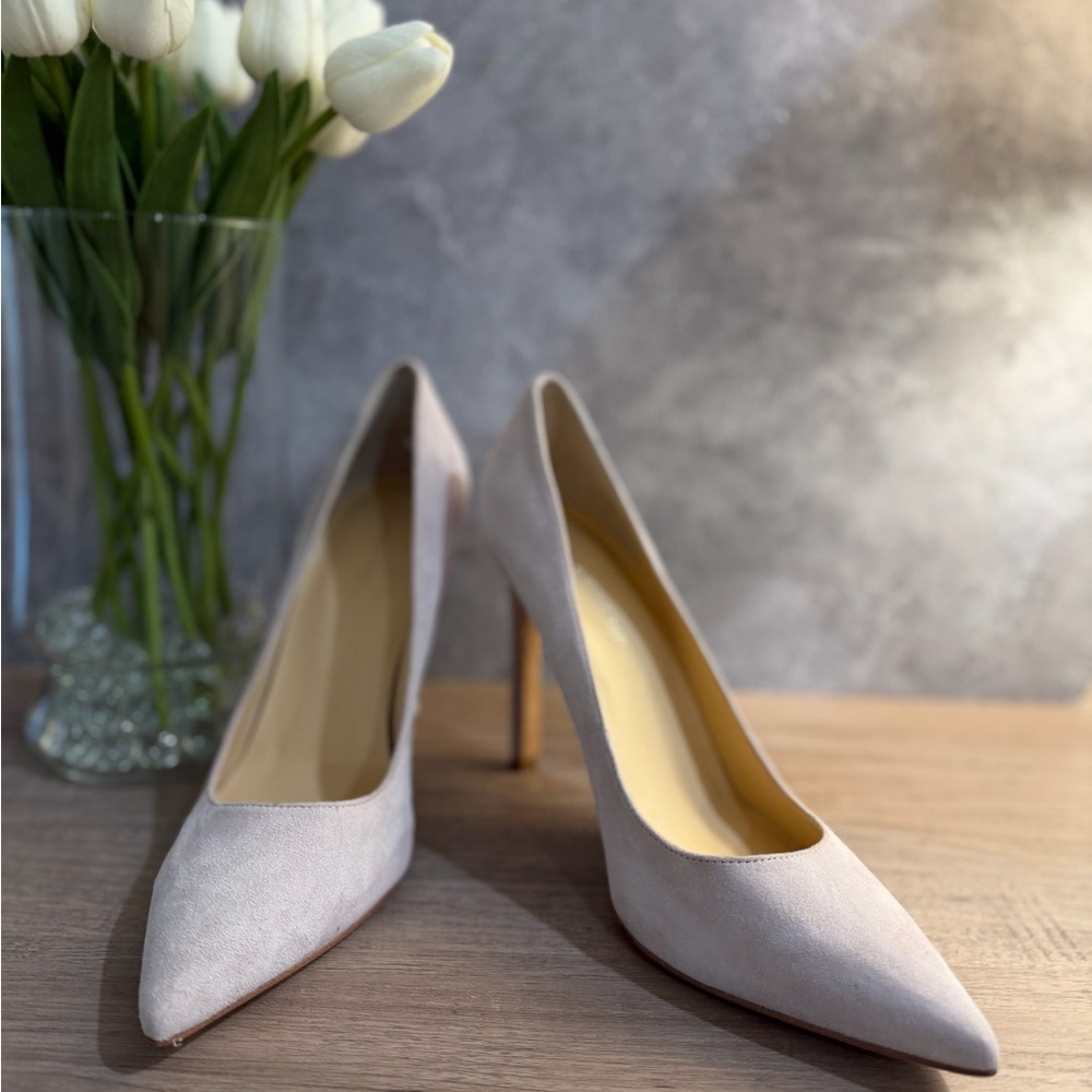 Ivanka Trump Light Lavender/Pink Suede High Heels